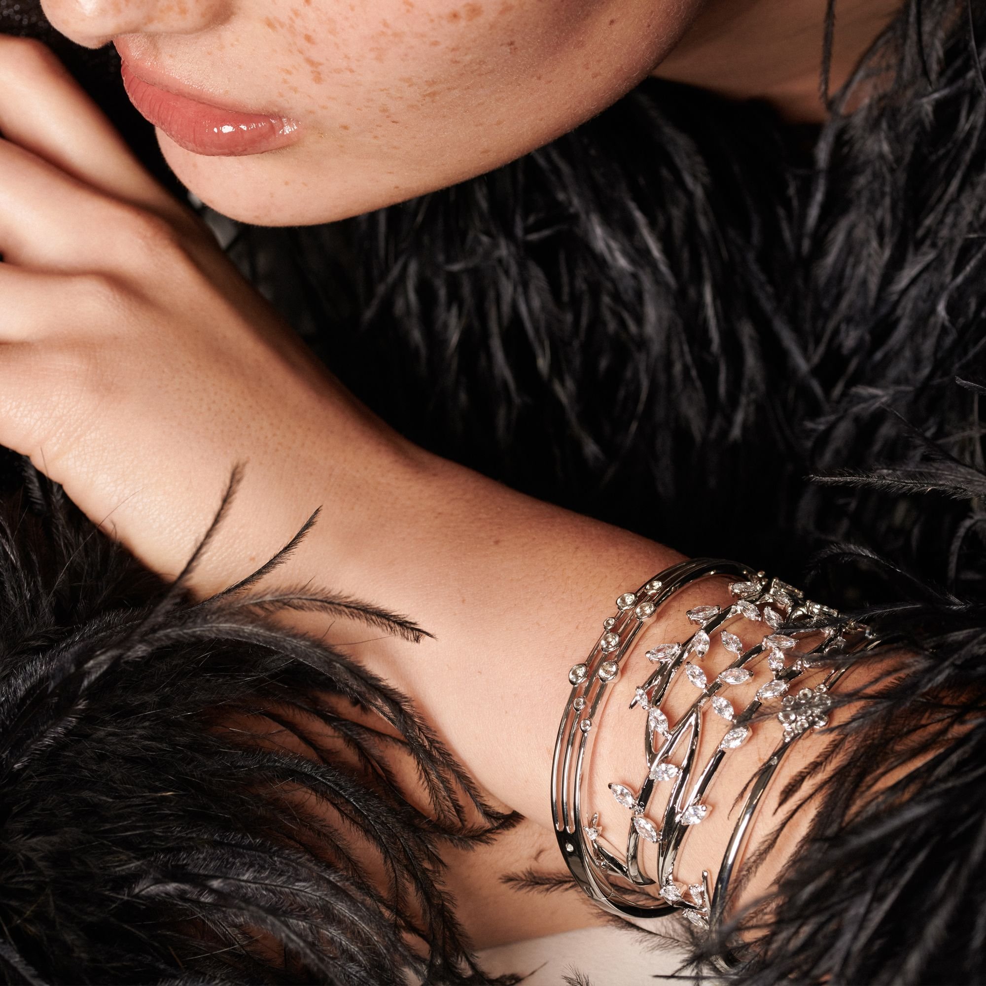 Hot Diamonds Hot Diamonds Women's Tender Statement Bangle in Silver - 2