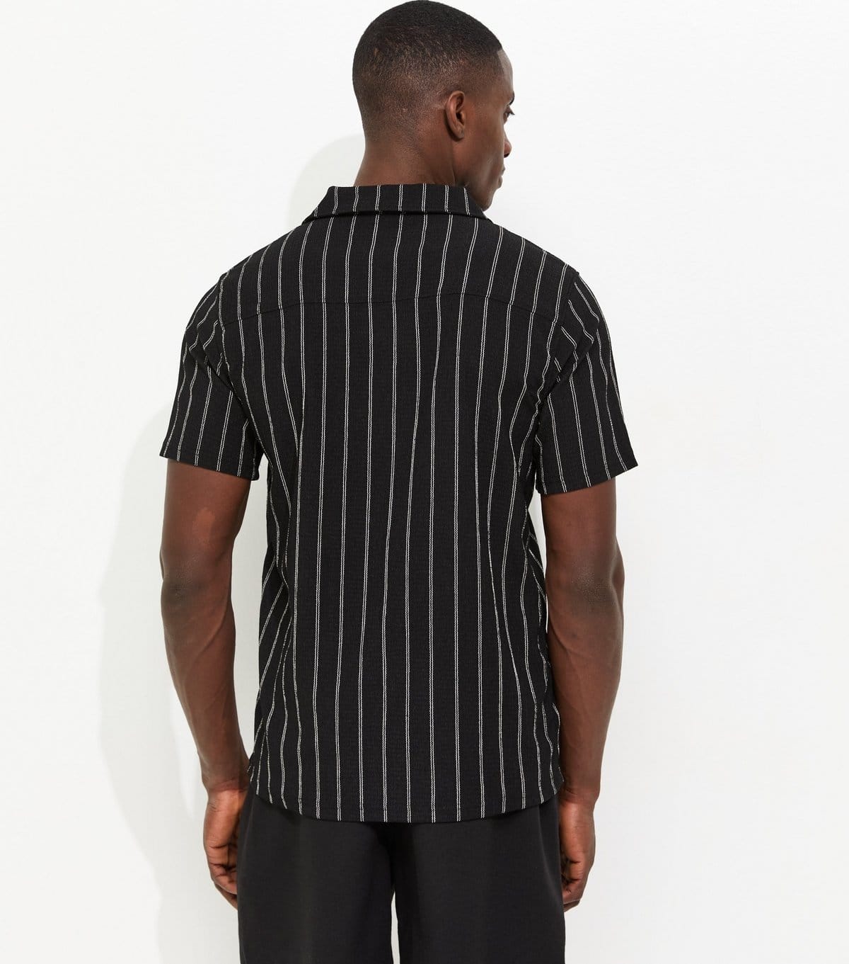New Look Men's Black Regular Short Sleeve Stripe Knitted Shirt New Look - 4