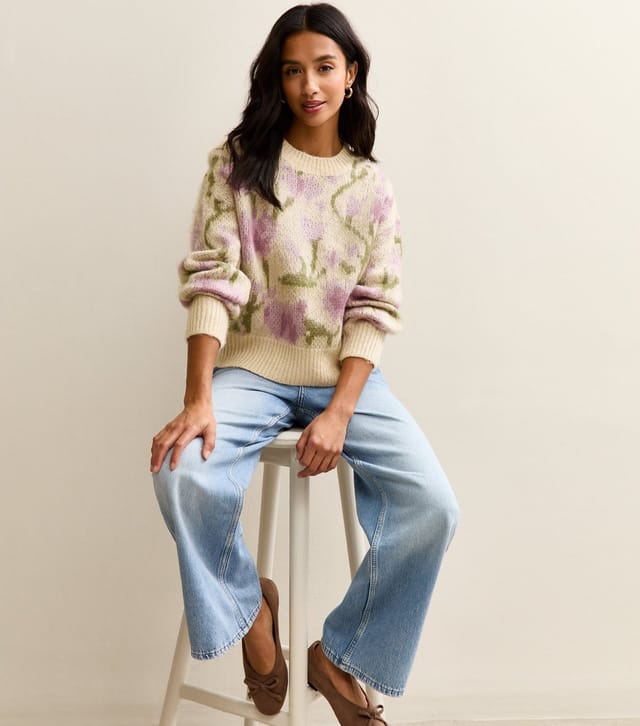 New Look Women's Petite Cream Floral Pattern Jumper New Look - 2