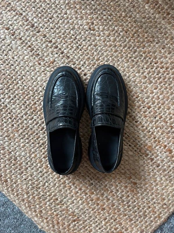 Topshop Topshop chunky black loafers