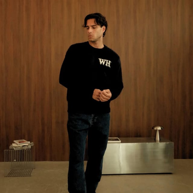 Walker & Hunt Walker & Hunt Men's WH Crewneck in Black - 3
