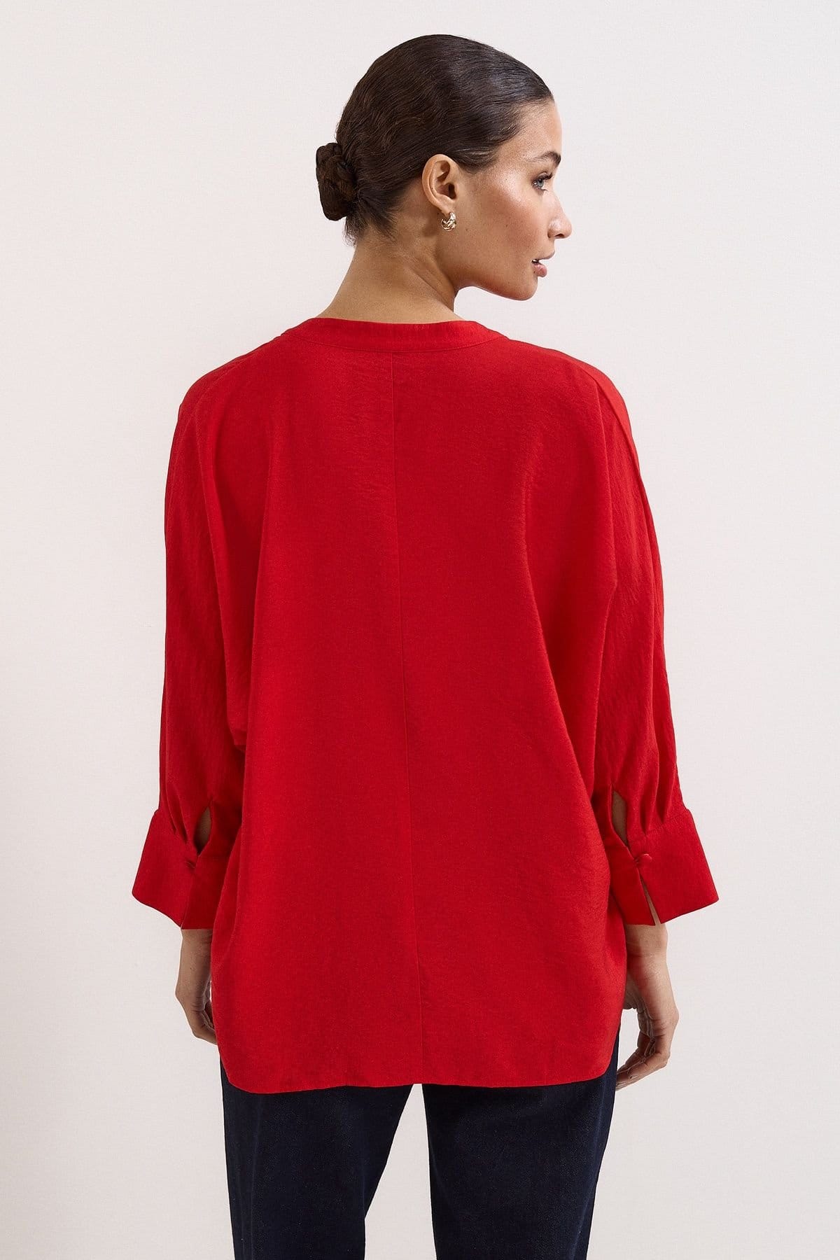 Phase Eight Phase Eight Women's Cynthia V-Neck Blouse in Red - 4