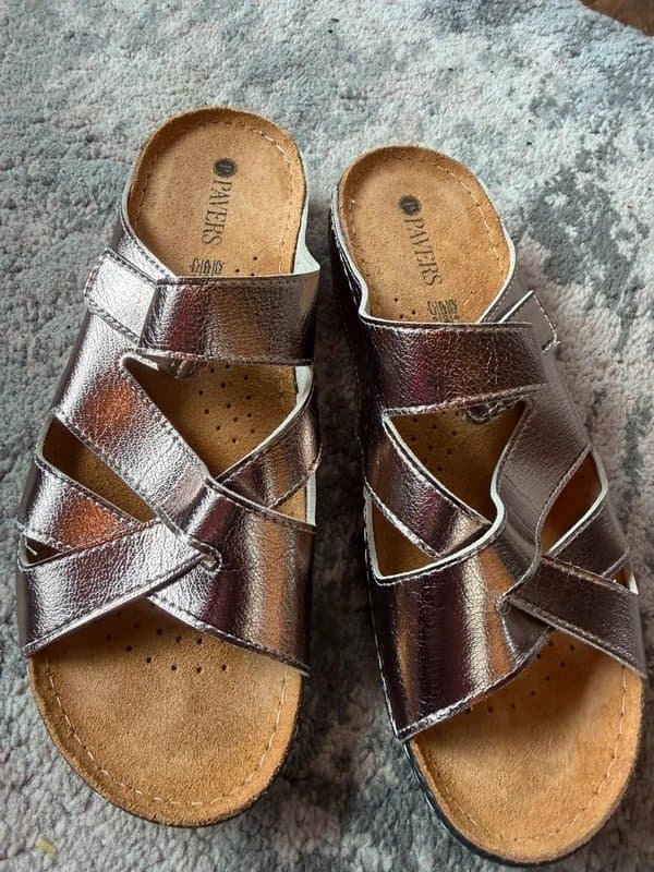 Pavers Pavers flat slip on sandals. New without tags size 5