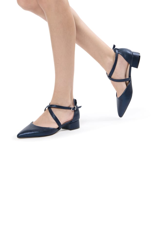 Paradox London Paradox London Women's Fabienne' Wide Fit Block Heel Open Court Shoes in Navy - 2