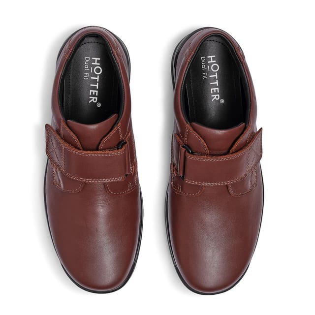 Hotter Hotter Men's 'Sedgwick II' Derby Shoe in Walnut - 3