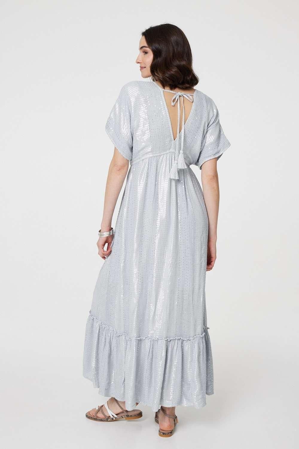 Izabel London Izabel London Women's Dotty Empire Waist Kimono Maxi Dress in Grey - 2