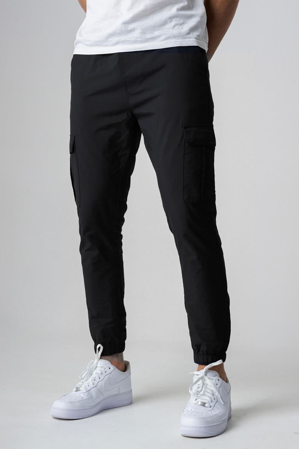 French Connection French Connection Men's Nylon Tech Cuffed Cargo Trousers in Black