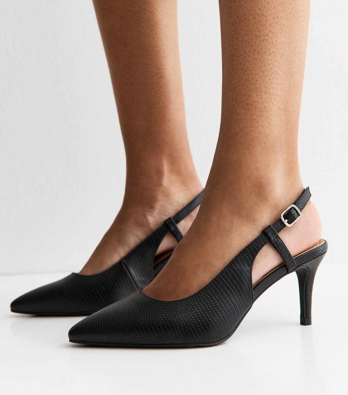 New Look Women's Wide Fit Black Faux Leather Slingback Court Shoes Vegan New Look - 2