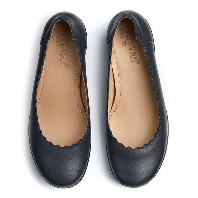 Hotter Hotter Women's Wide Fit 'Eider' Ballerina Pumps in Navy - 3