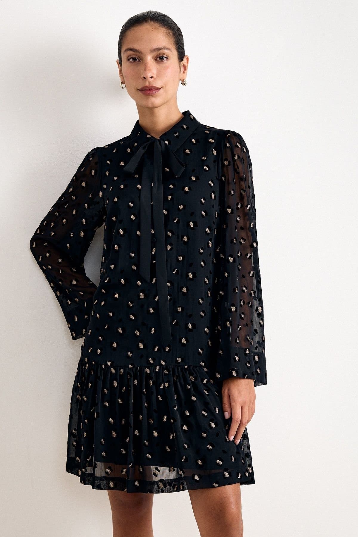 Phase Eight Phase Eight Women's Ines Leopard Sequin Mini Dress in Midnight