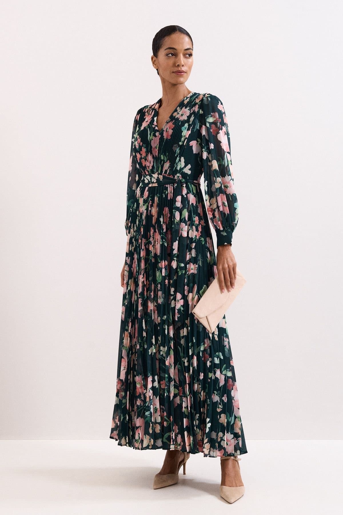 Phase Eight Phase Eight Women's Rosa V-Neck Floral Maxi Dress in Dark Navy