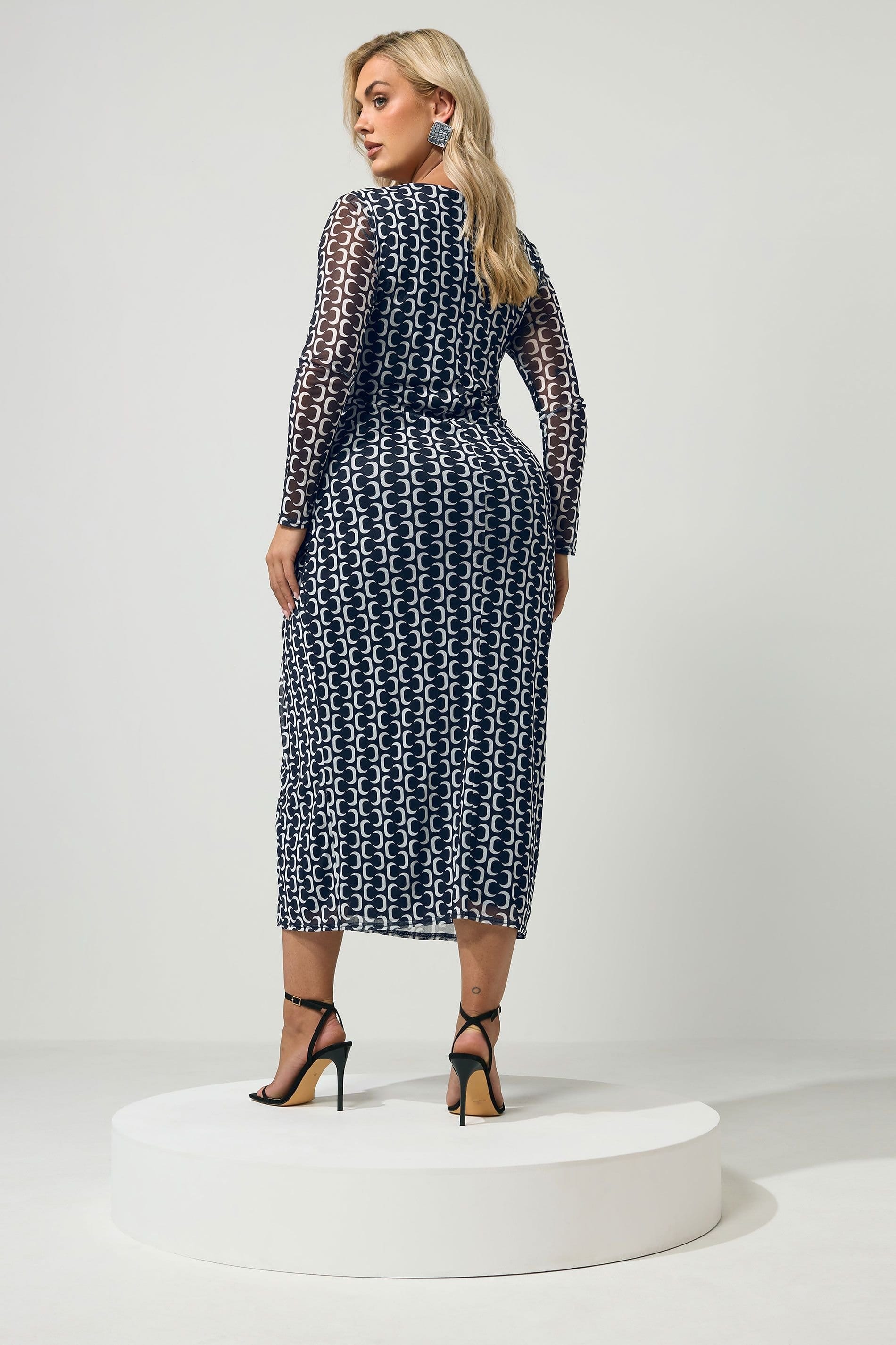 Yours Yours Women's Geometric Mesh Side Twist Dress in Black - 4