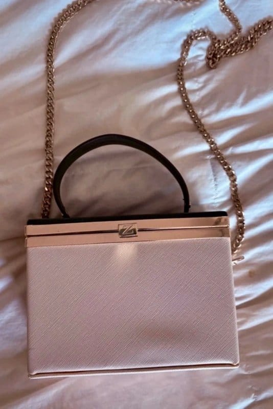 Zara Zara Cream Box Clutch Bag with Gold Chain & Top Handle - 1