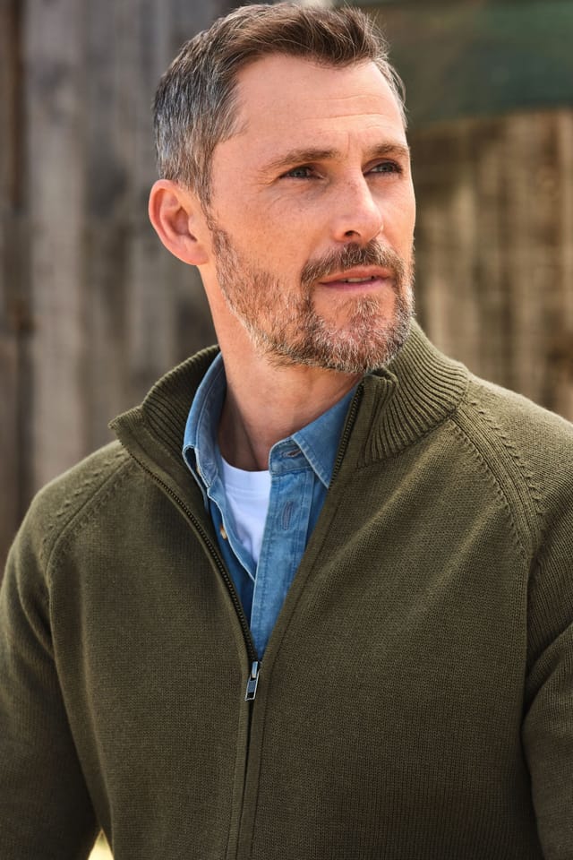 WoolOvers WoolOvers Men's Essential Cotton Zip Cardigan in Dark Green - 2