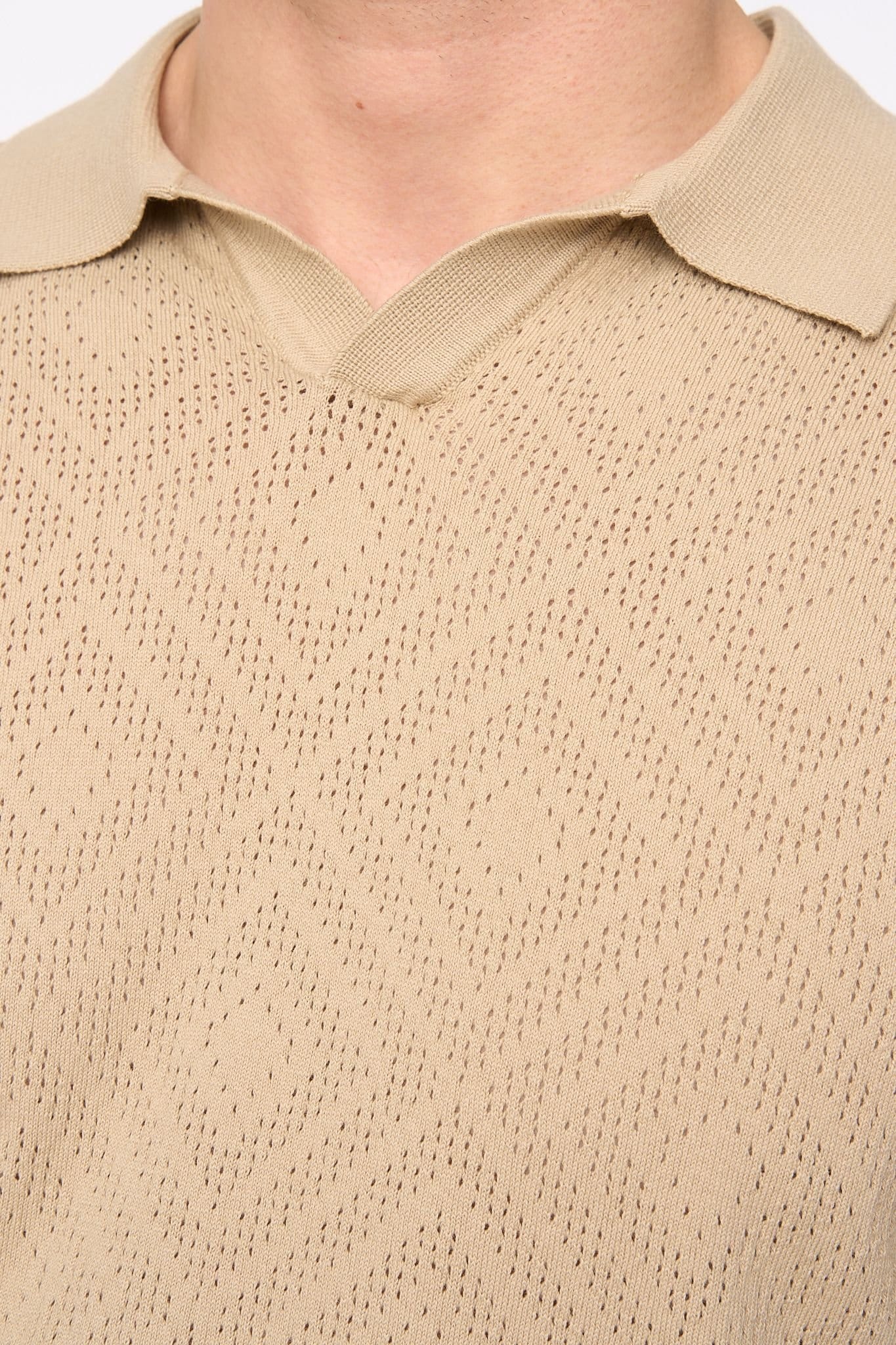 Duck&Cover Duck&Cover Men's Dedham Pointelle Knitted Polo with Buttonless Collar in Stone - 4