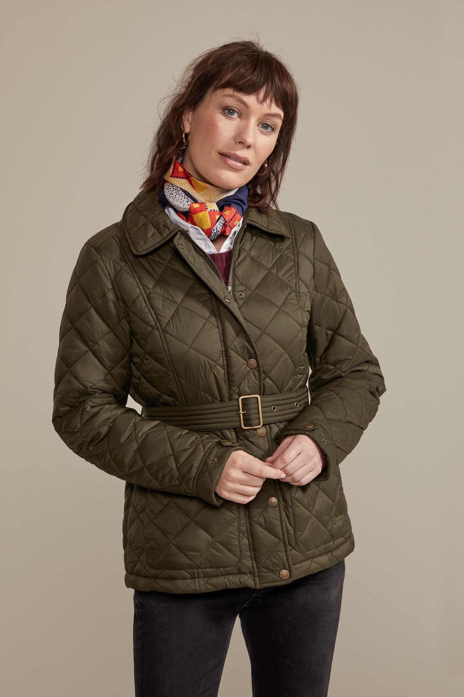 Hinter & Hobart Hinter & Hobart Women's 'Galloway' Quilted Lightweight Insulated Belted Water Resistant Jacket in Khaki