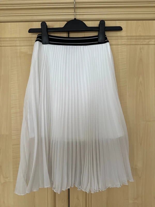 Topshop Topshop petite white lined chiffon skirt size 4
