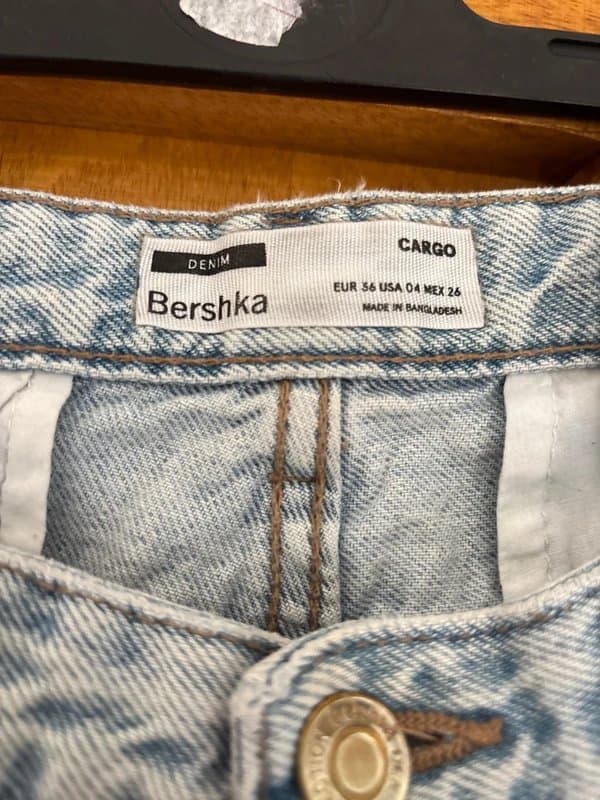 Bershka Bershka cargo jeans euro 36/uk 8