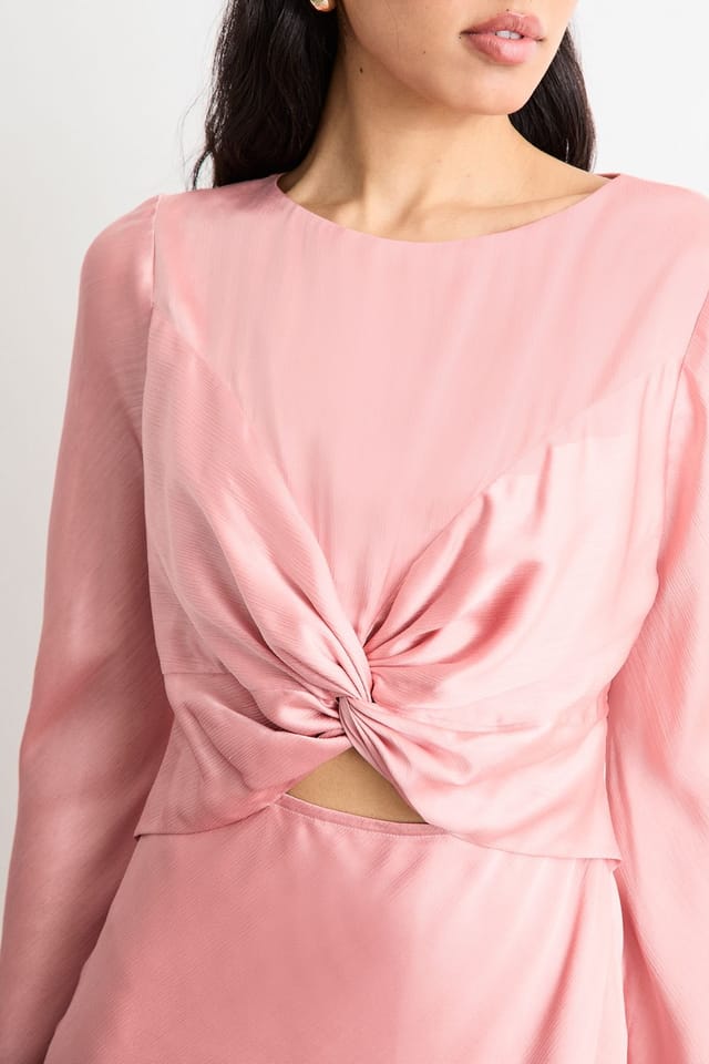 Warehouse Warehouse Women's Twist Front Cut Out Bias Cut Midi Dress in Peach - 2