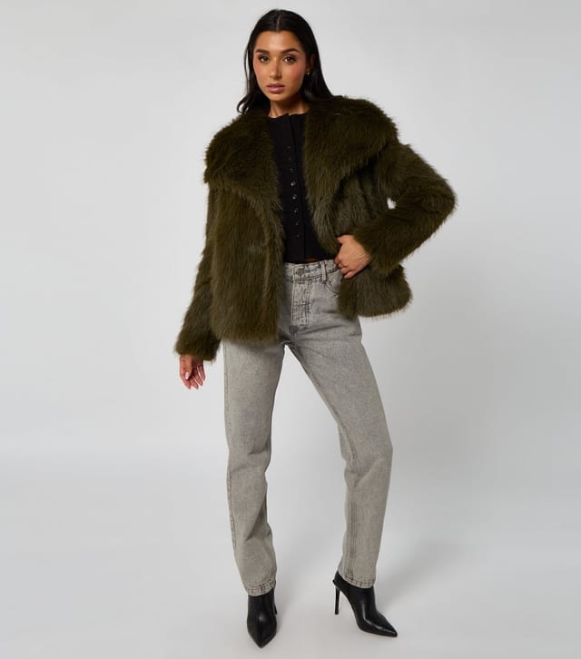 Urban Bliss Women's Dark Khaki Faux Fur Jacket Urban Bliss New Look - 3