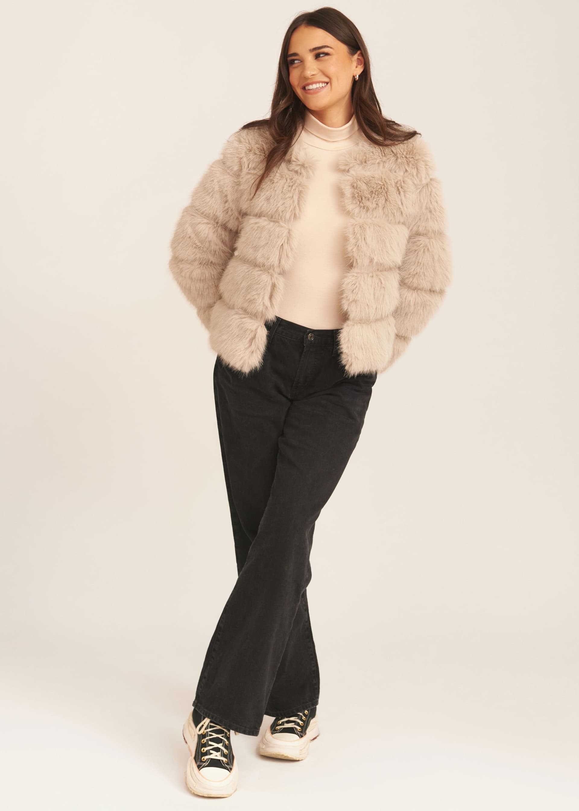 Gini London Gini London Women's Stone Black Soft Touch Fur Jacket