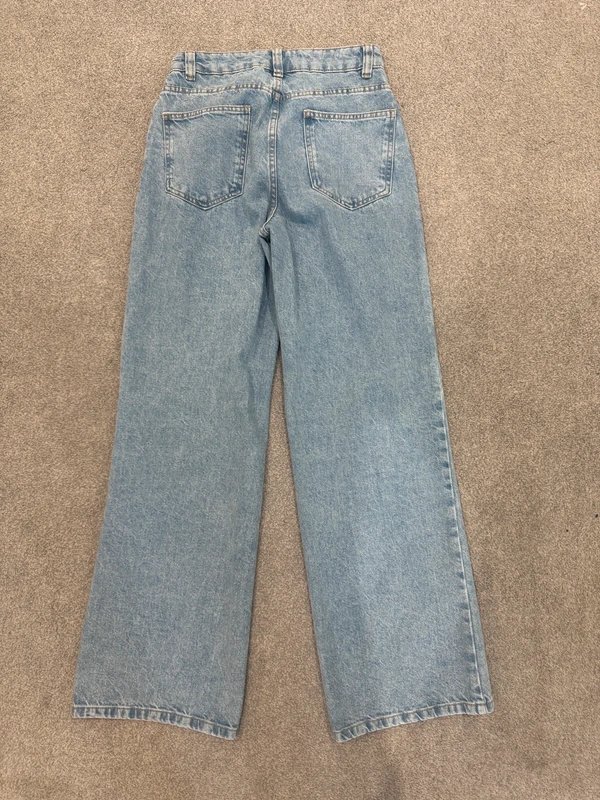 ASOS Design Asos design light blue wide leg jean waist 26 length 32 - 1
