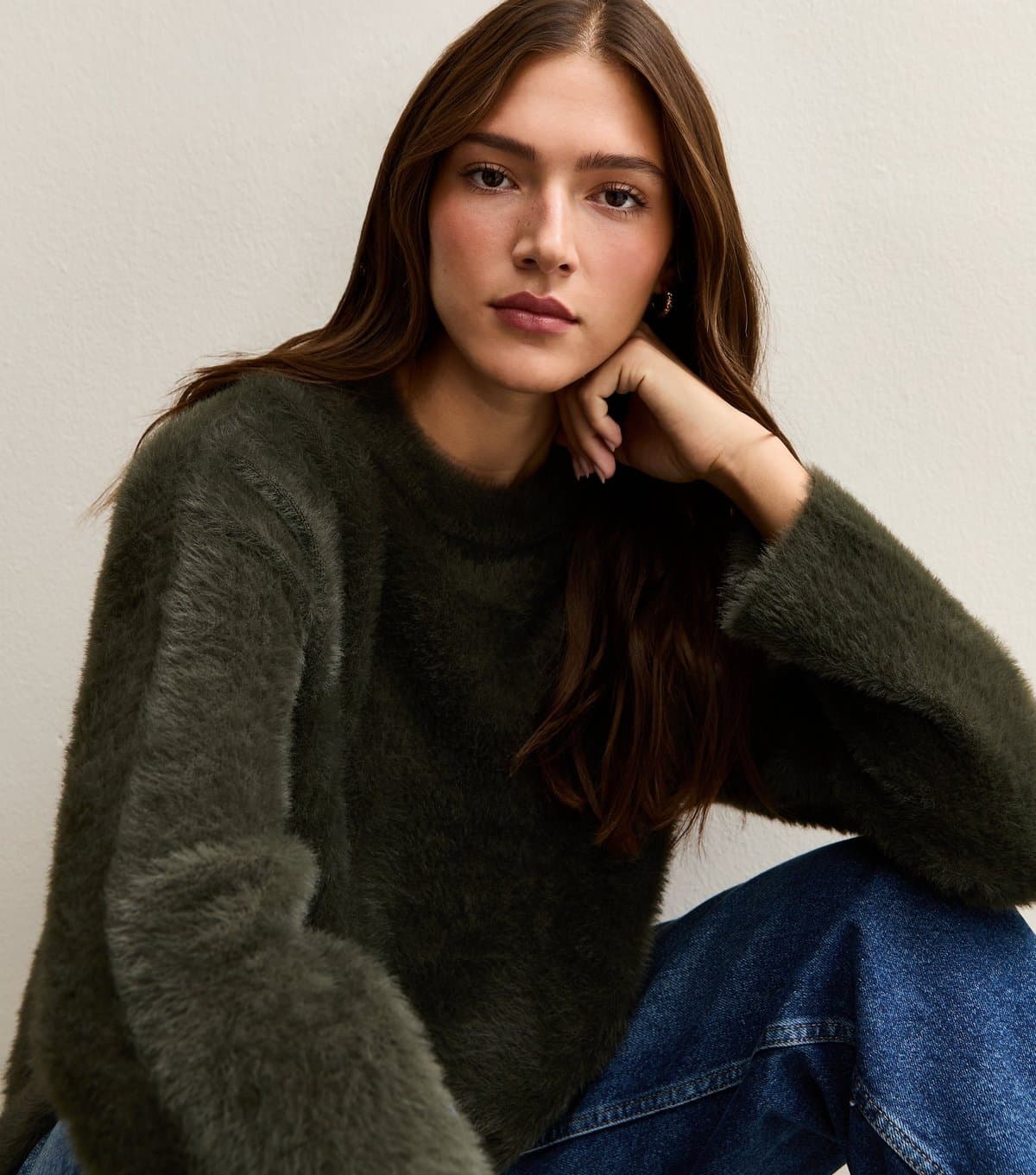 New Look Women's Light Khaki Fluffy Knit Relaxed Fit Jumper New Look