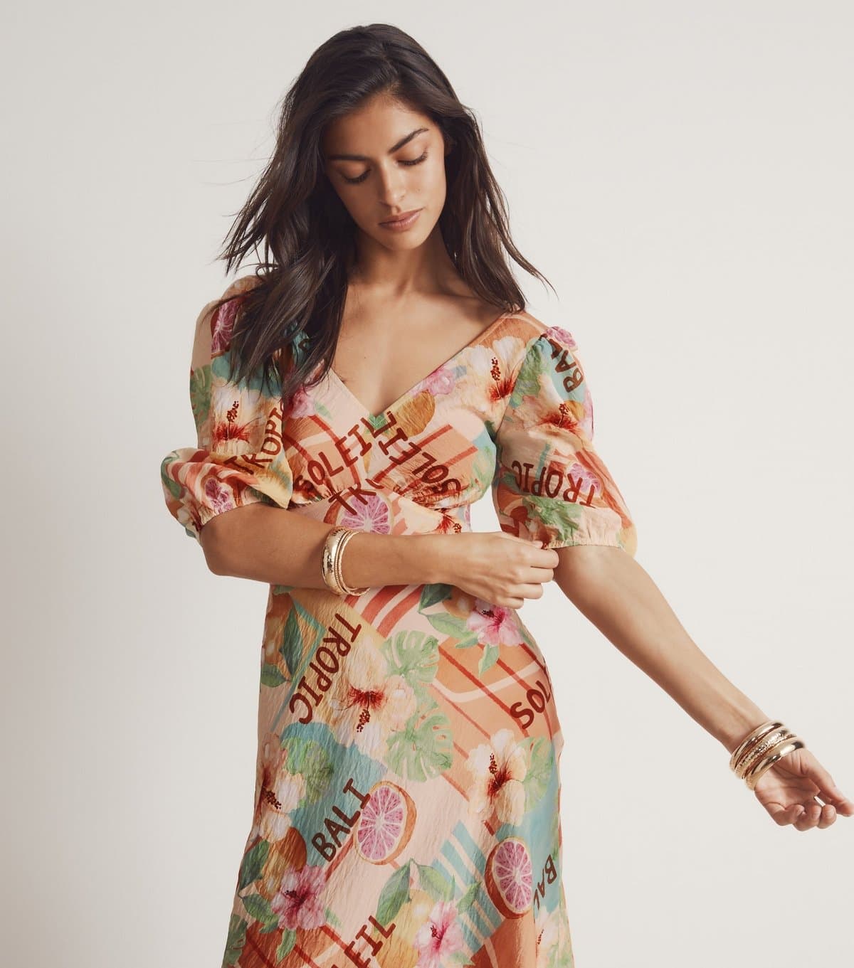 New Look Women's Cream Fruit Print Crinkle Texture Empire Line Midi Dress New Look