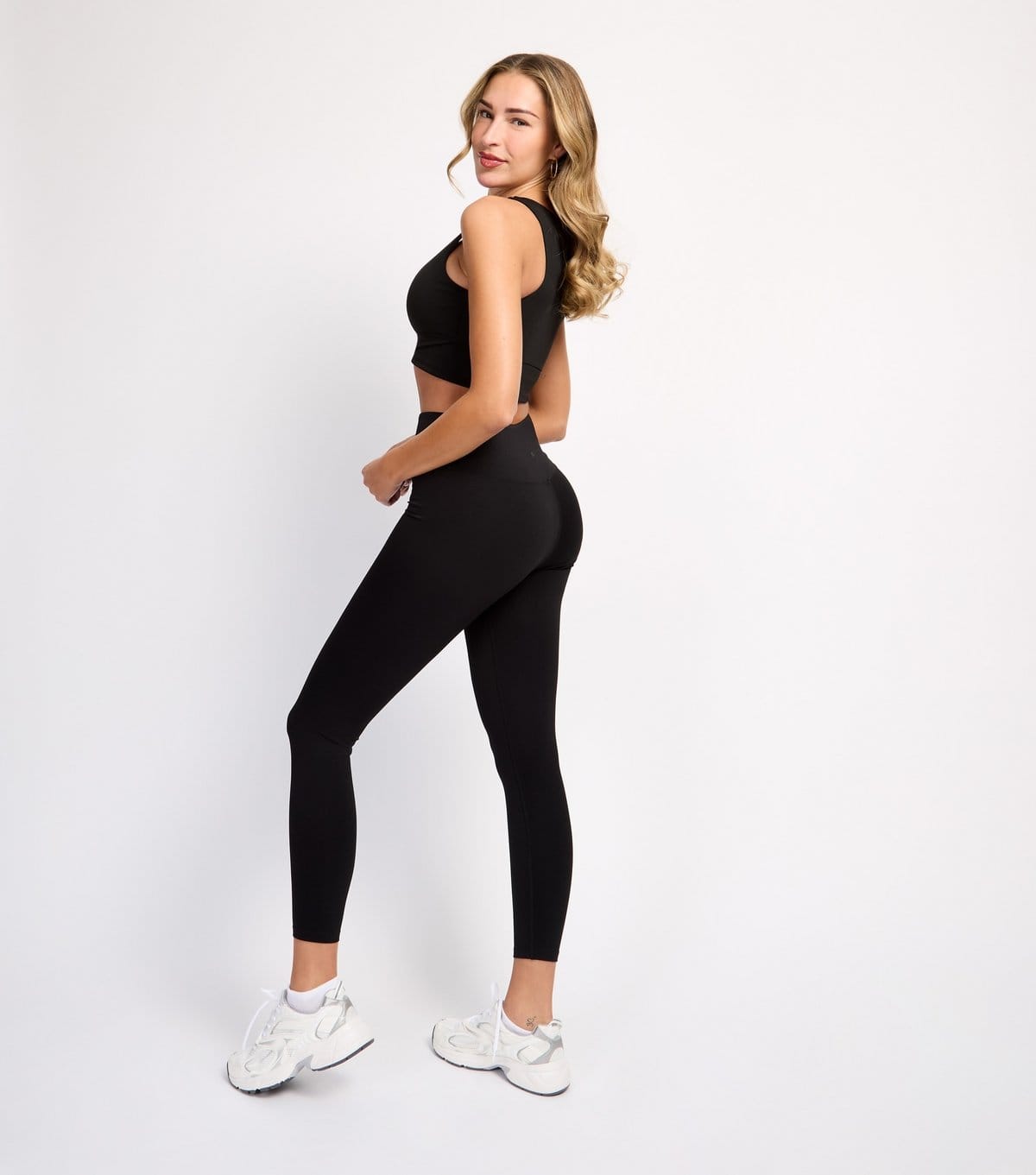 Rise Women's by Zara McDermott Black Cropped Leg High Waist Leggings Rise New Look - 4