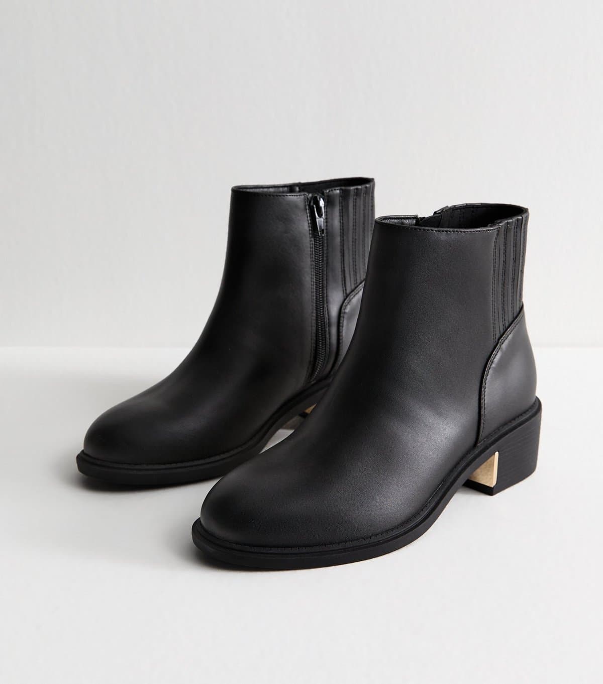 New Look Women's Wide Fit Black Faux Leather Metal Trim Ankle Boots Vegan New Look