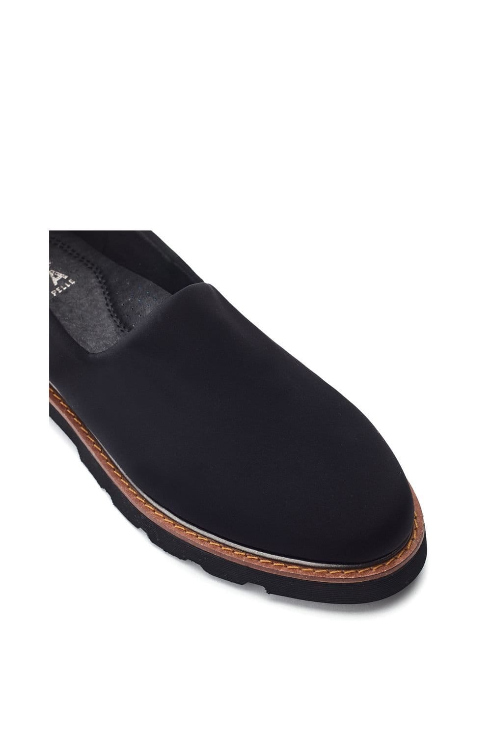 Moda In Pelle Moda In Pelle Women's 'Ekina' Textile Loafers in Black - 4
