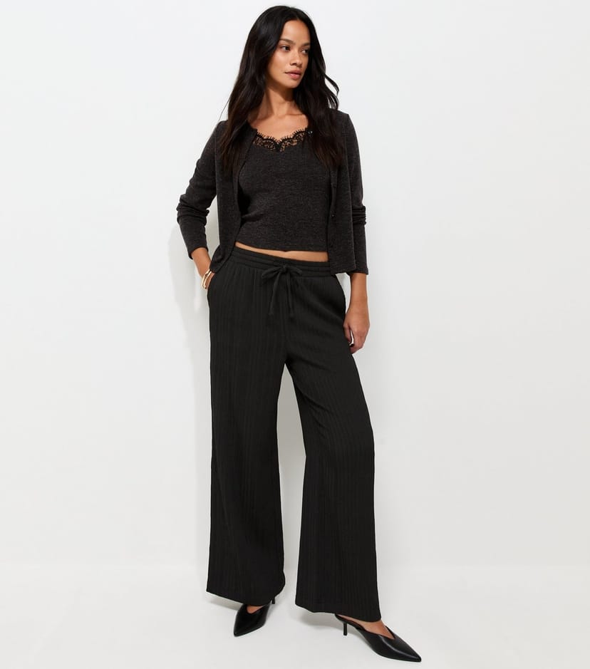 New Look Women's Black Ribbed Texture Wide Leg Trousers New Look - 1