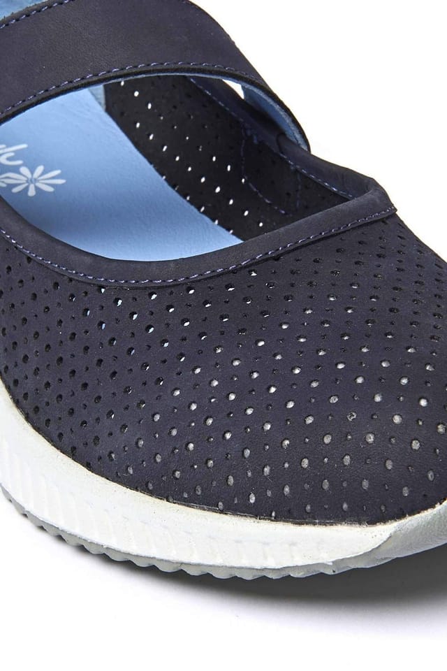 Moshulu Moshulu Women's 'Amara' Sports style ballerina trainer in Indigo - 3
