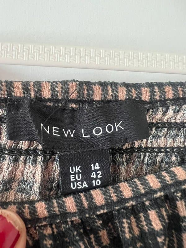 New Look Gathered check top