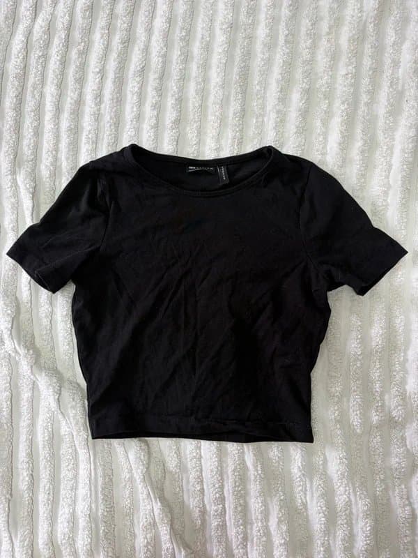 ASOS Design Classic Black Crew Neck Crop Top Baby Tee