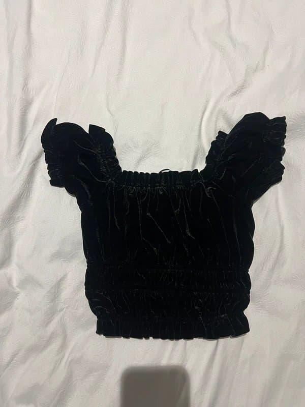 Bershka Velvet