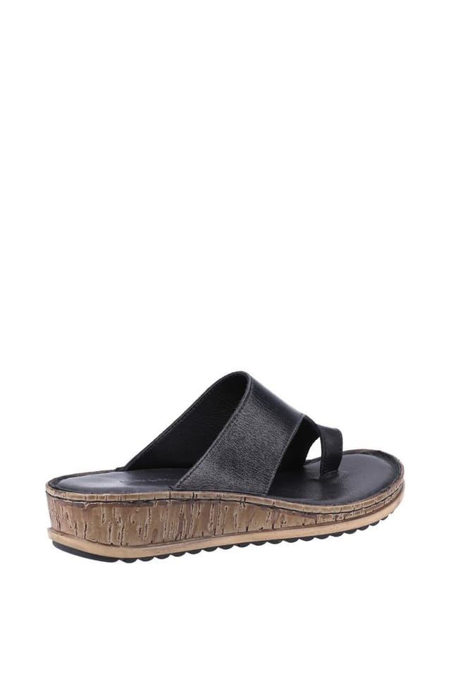 Hush Puppies Hush Puppies Women's 'Elissa Toepost' Sandals in Black - 2