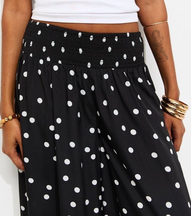 New Look Women's Black Crepe Spot Print Palazzo Trousers New Look - 3