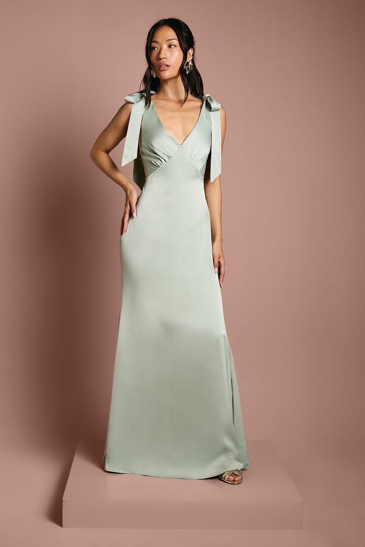 Coast Coast Women's Honoured Petite Satin Back Crepe V Neck Tie Shoulder Maxi Bridesmaid Dress in Sage - 2
