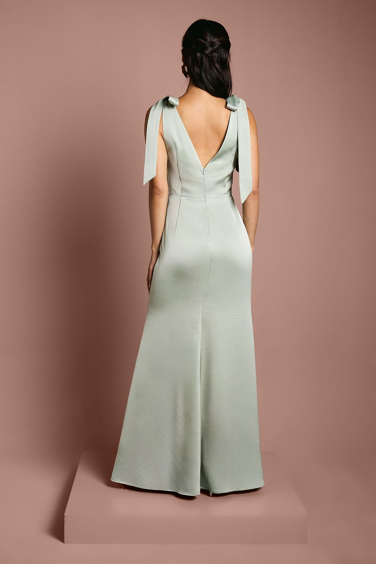 Coast Coast Women's Honoured Petite Satin Back Crepe V Neck Tie Shoulder Maxi Bridesmaid Dress in Sage - 3