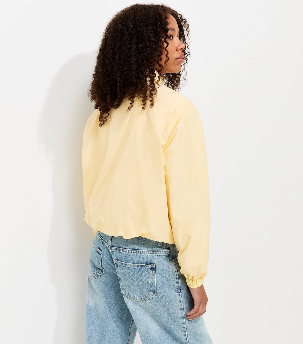 New Look Women's Light Yellow Bubble Hem Zip Lightweight Jacket New Look - 4