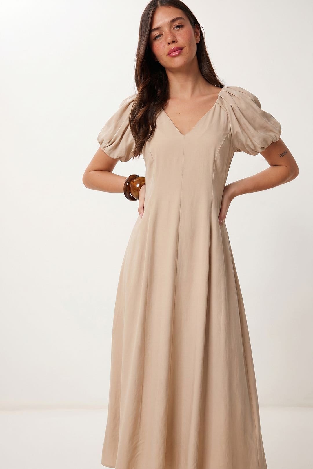 beige