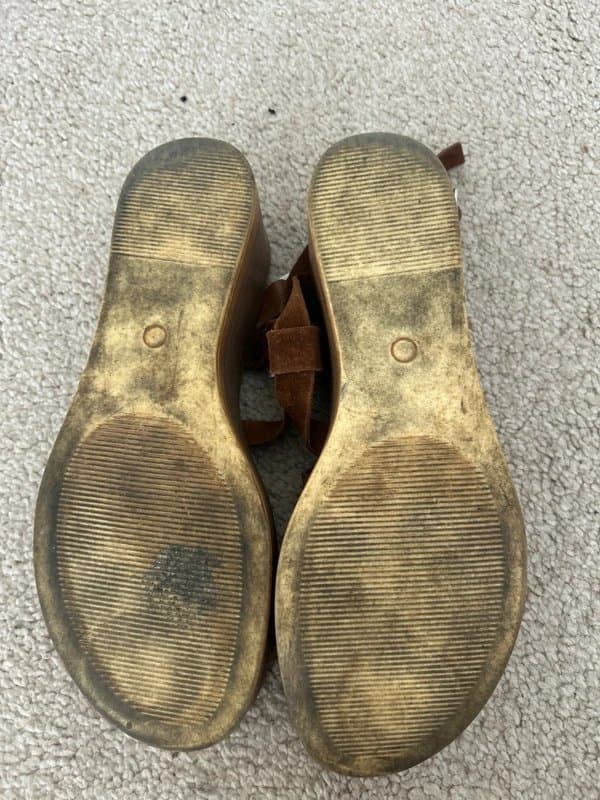New Look Brown sandals. Brown flatforms.