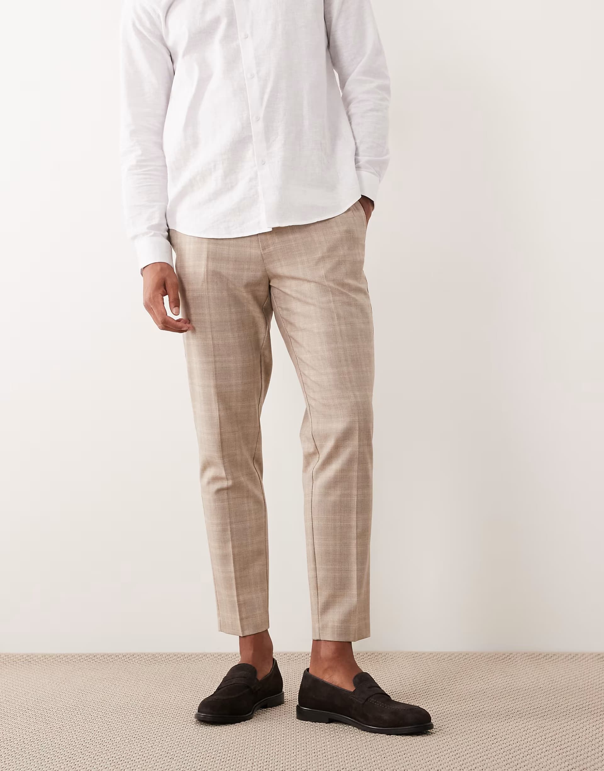 ASOS ASOS DESIGN smart tapered trousers in beige tonal check