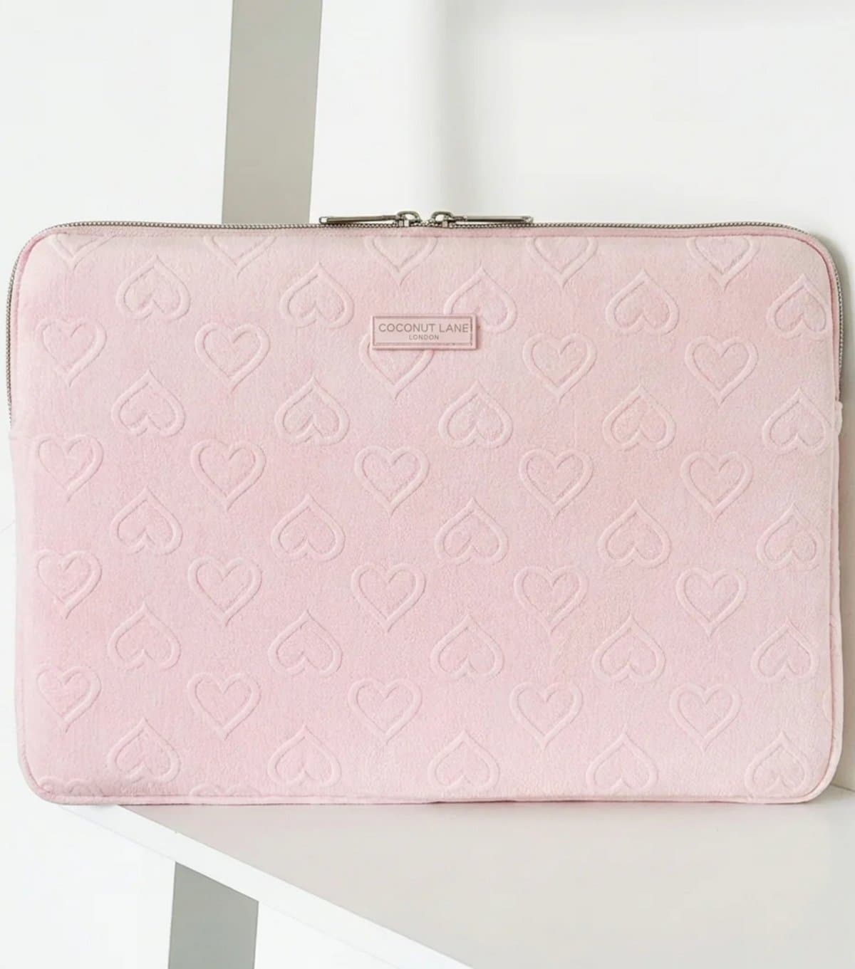 Coconut Lane Coconut Lane Pink Heart Laptop Sleeve