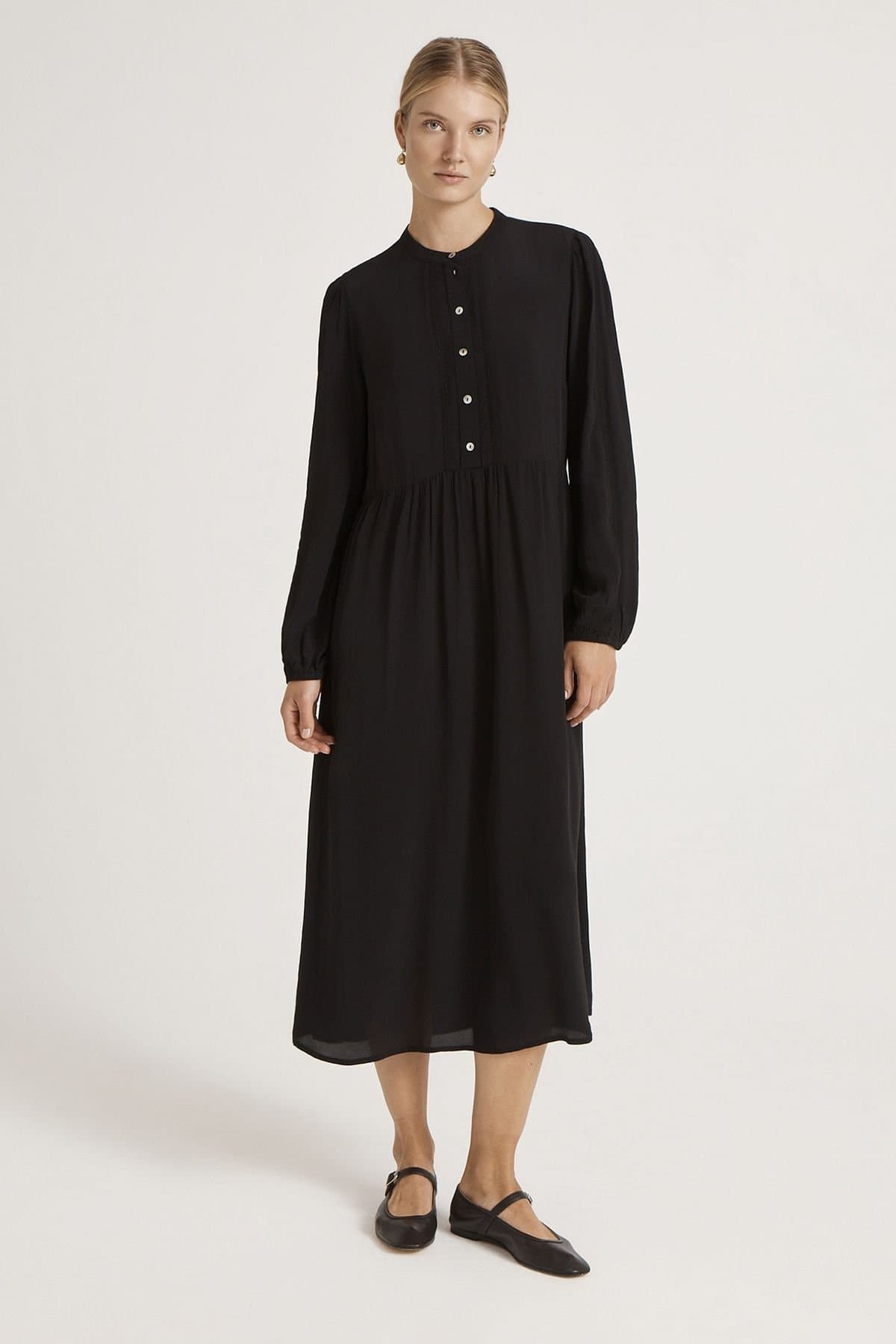 Finery London Finery London Women's Jasmine Lace Trim Crepe Midi Dress in Black
