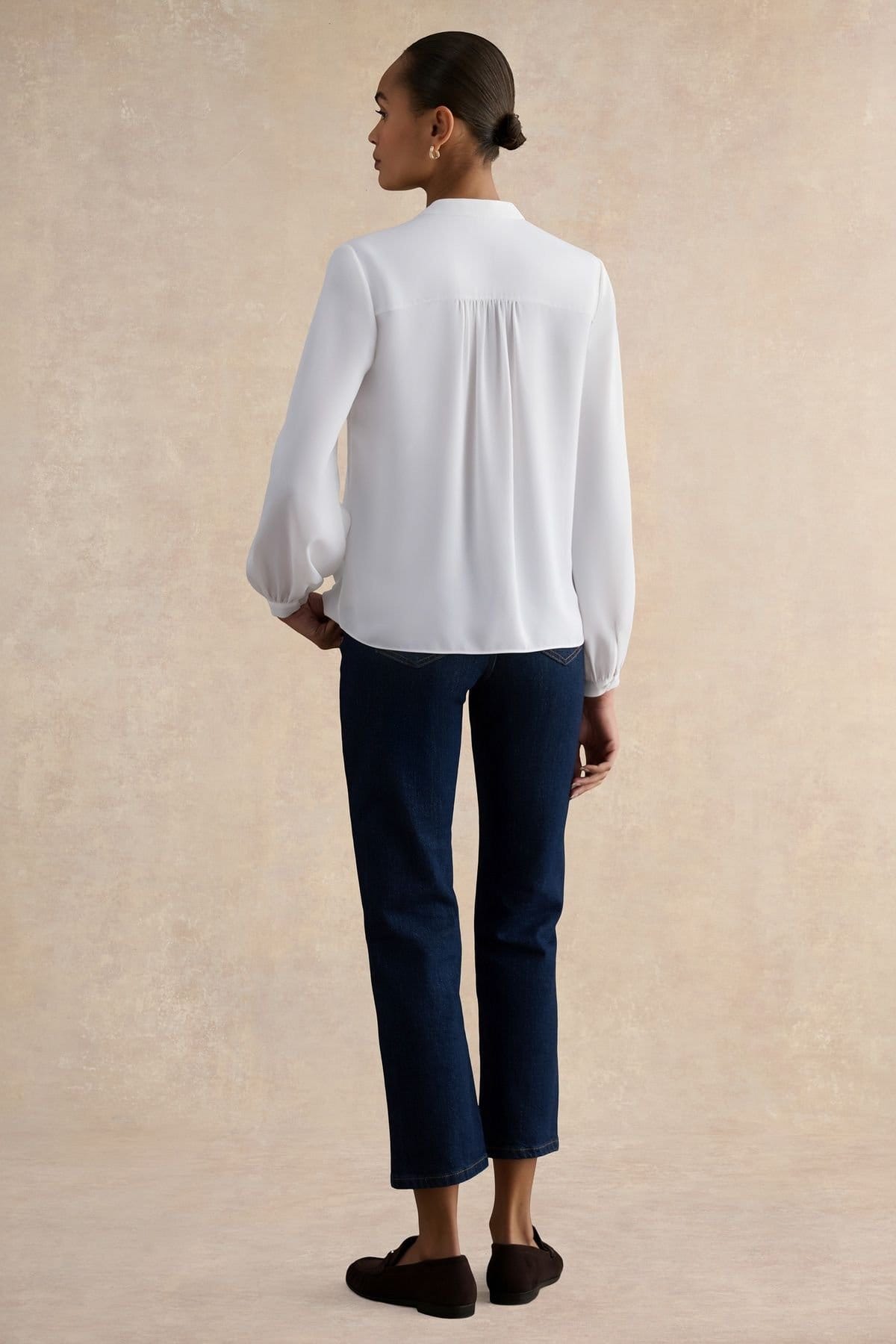 Hobbs London Hobbs London Women's Blair Long Sleeve Blouse in Cool White - 4