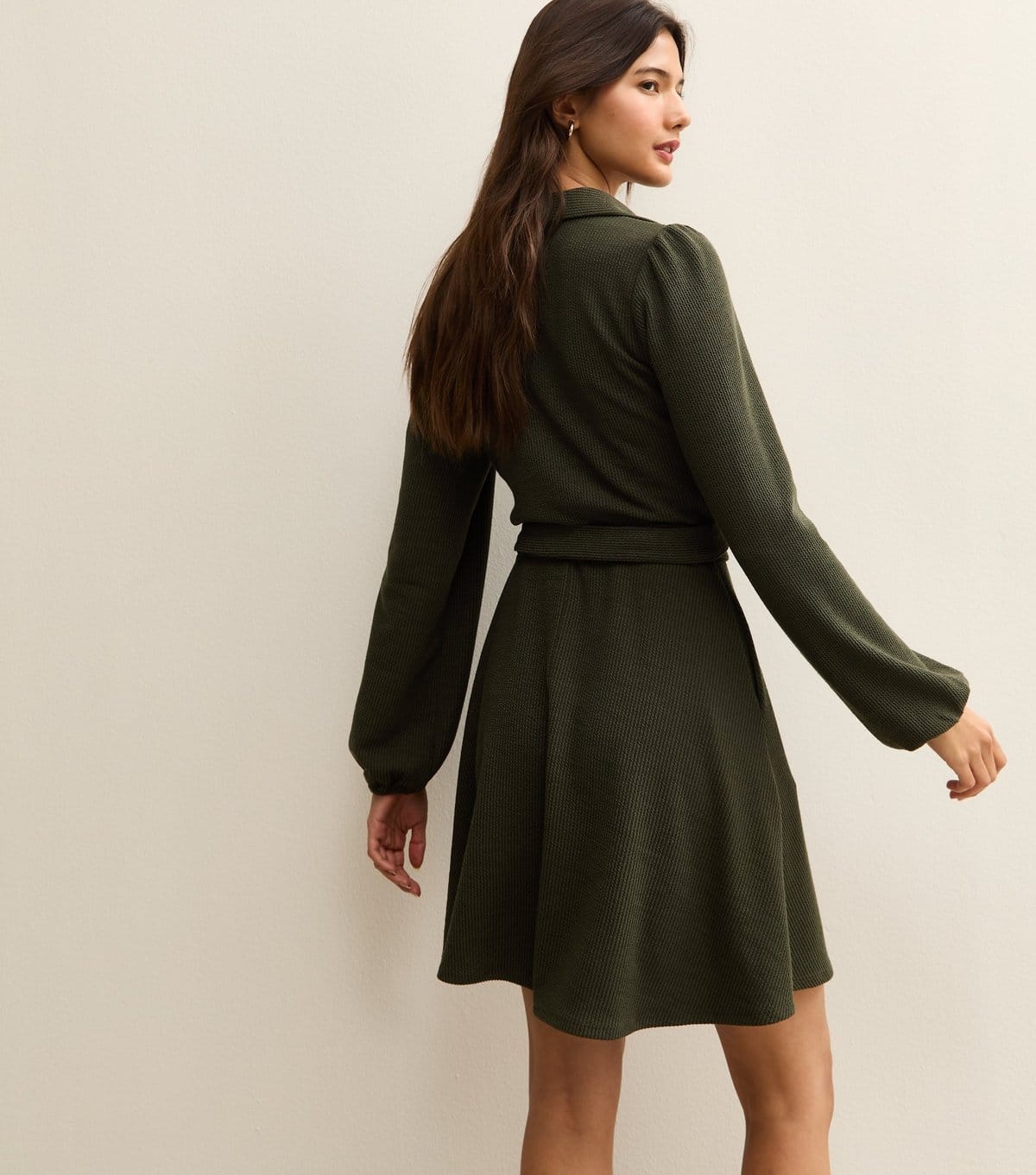 New Look Women's Dark Khaki Crinkled Long Sleeve Mini Dress New Look - 4