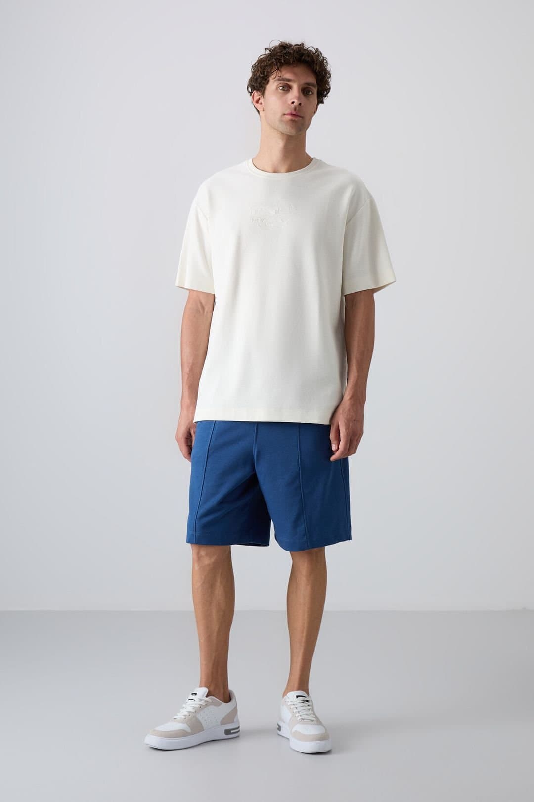 Tommy Life Tommy Life Men's Knit Sweat Shorts in Blue