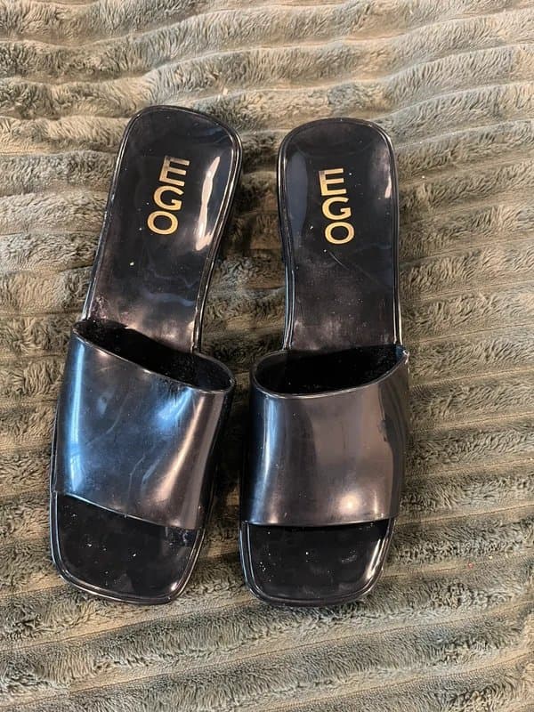 EGO Black patent shiny reflective slip on square toe kitten heel chunky block heel sandals